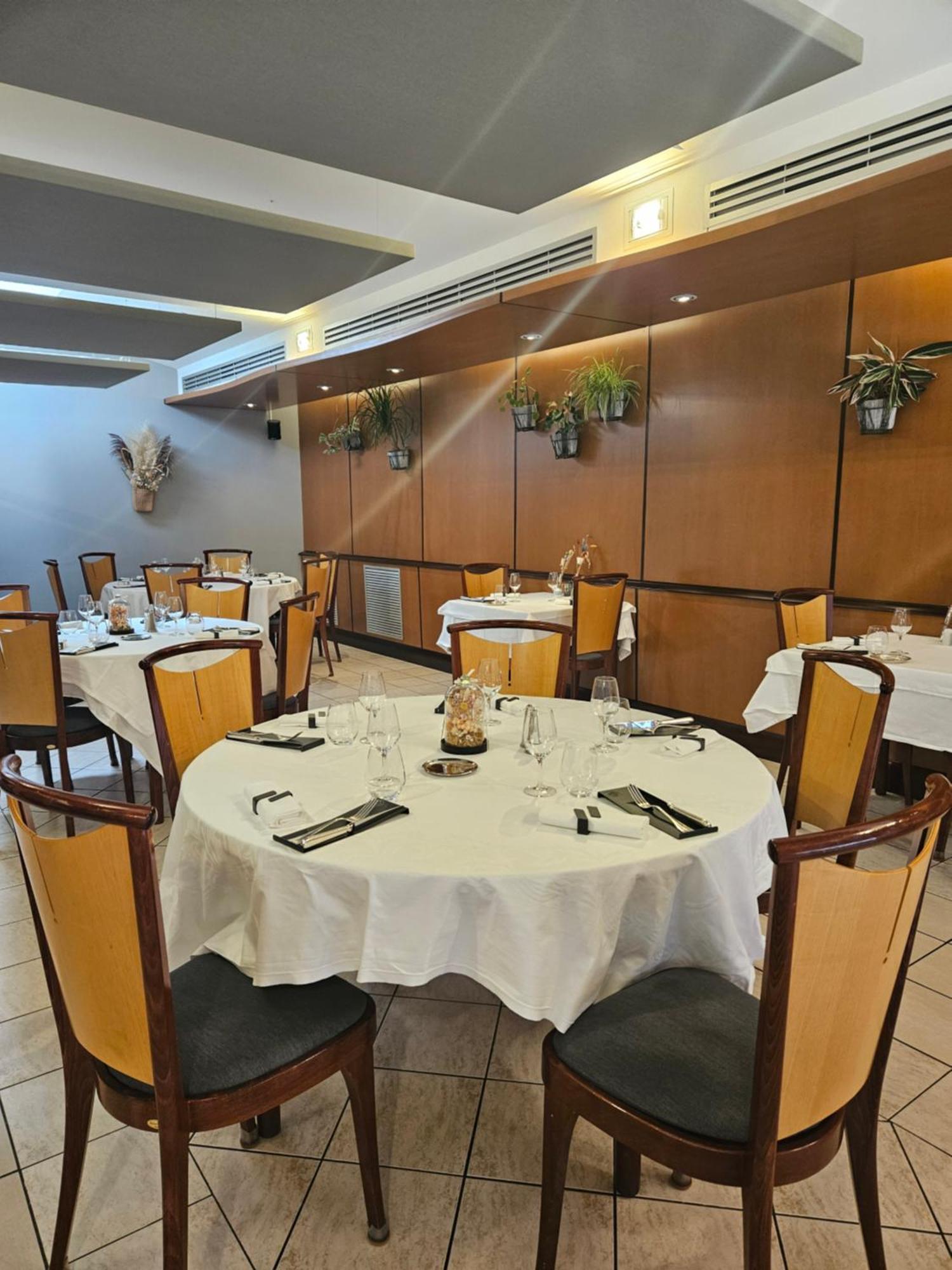 La Route D'Argent Hotel Bozouls Ngoại thất bức ảnh